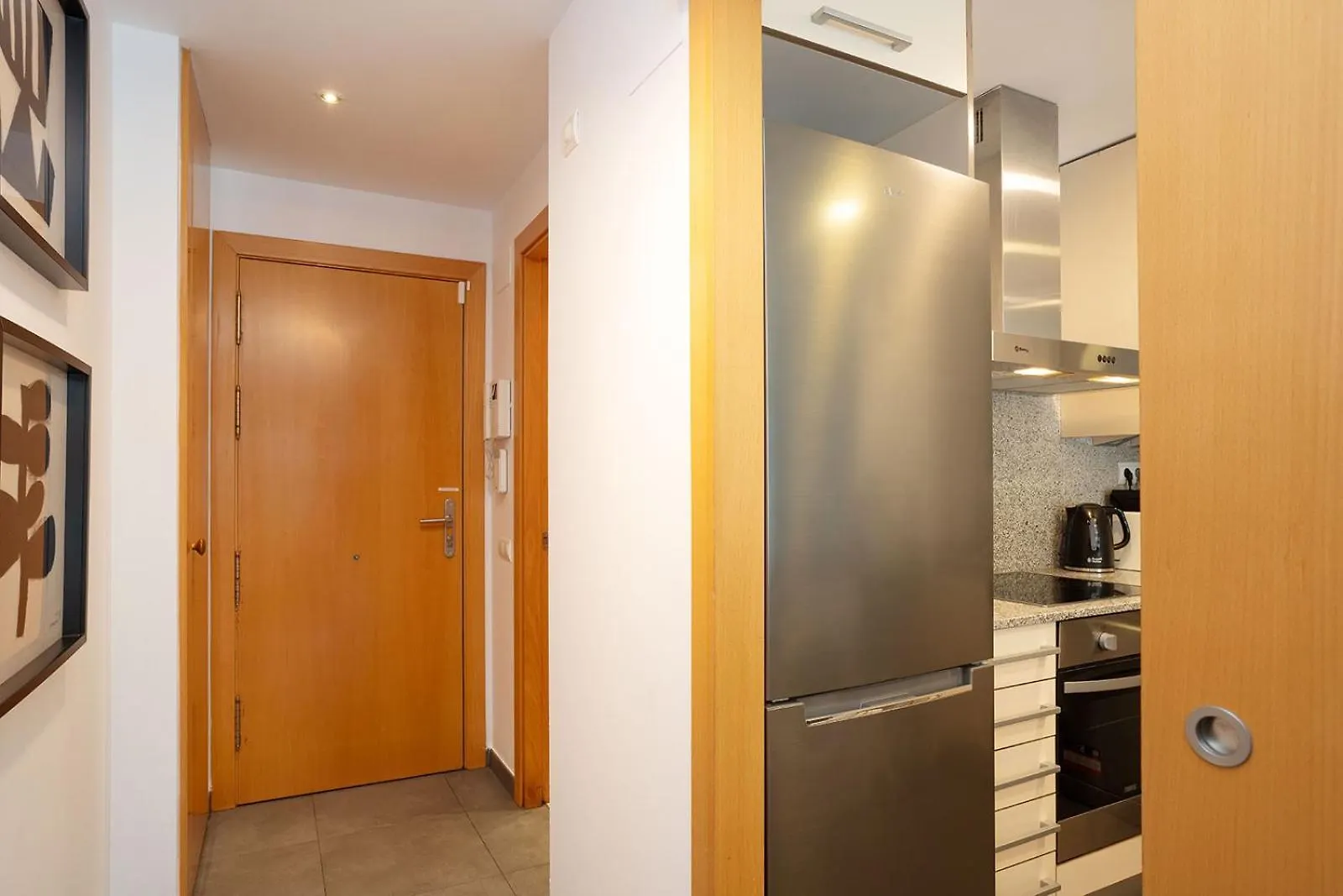 Modern Apartment Near Pl. Espana Barcelona