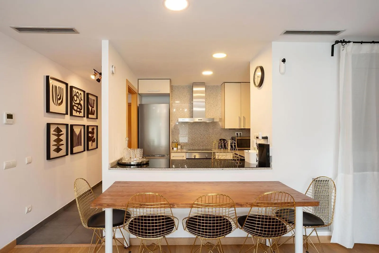 Modern Apartment Near Pl. Espana Barcelona Spain